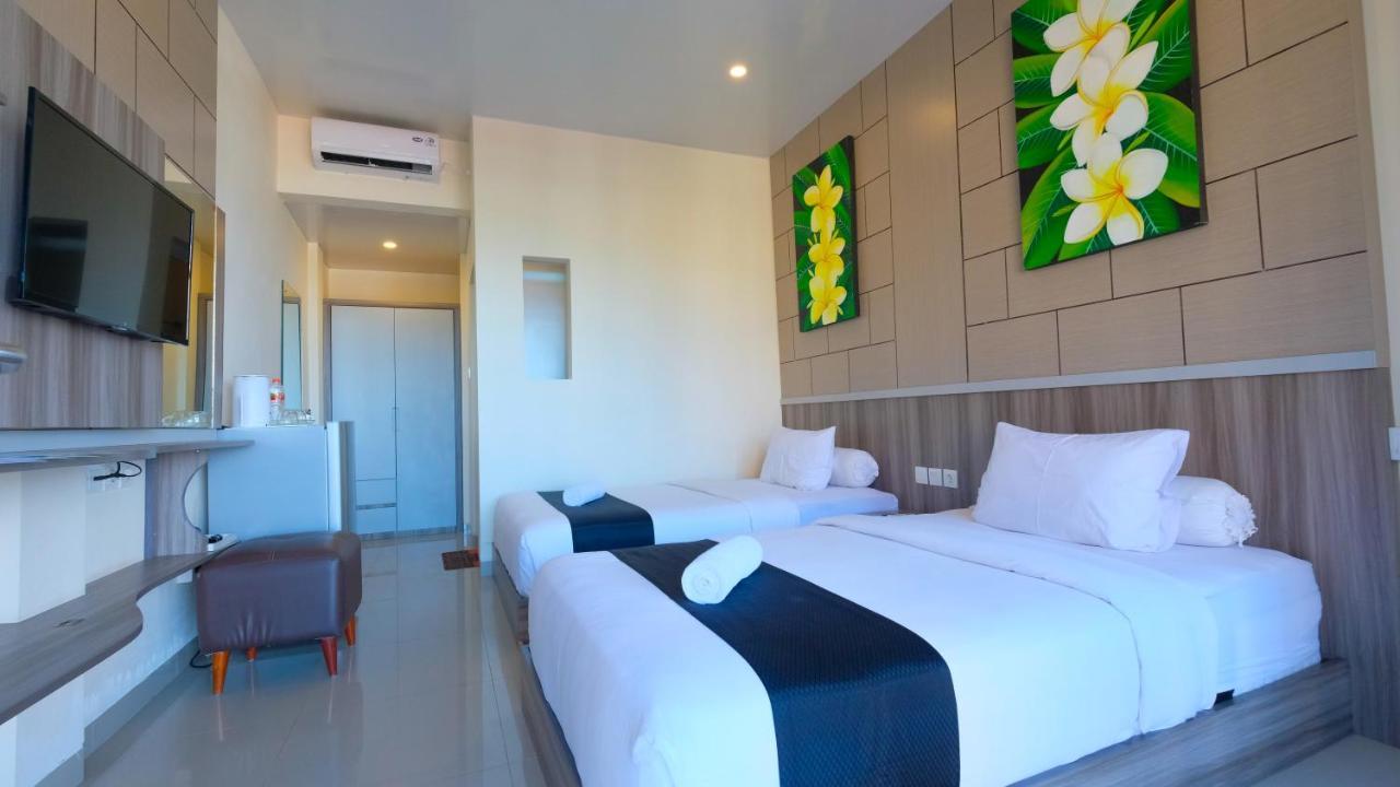 Graha Socio Hotel נוסא דואה מראה חיצוני תמונה