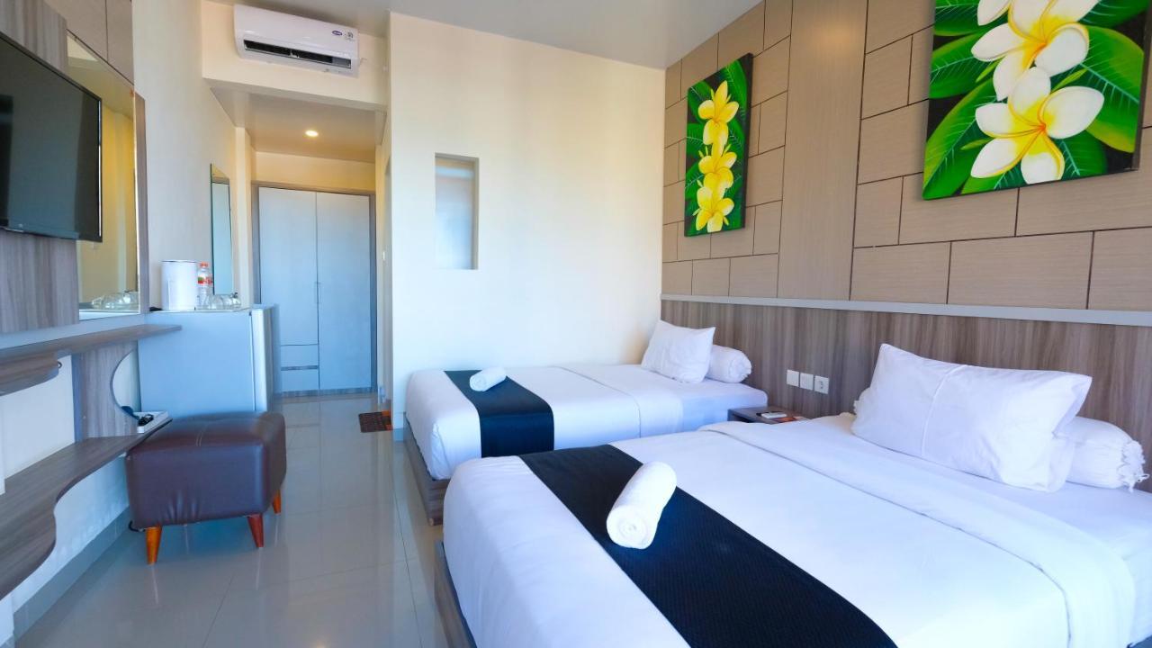 Graha Socio Hotel נוסא דואה מראה חיצוני תמונה